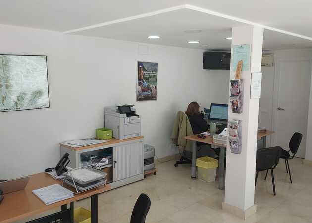 Image gallery Axa insurance 1