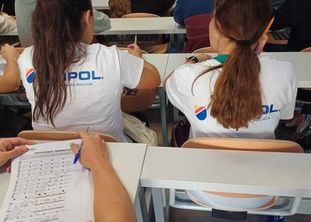 Galería de imágenes CENTRO DE ESTUDIOS OFIPOL, S.L. 3