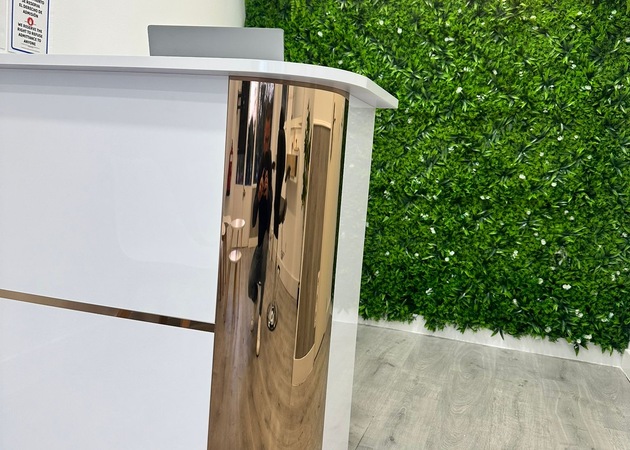 Galería de imágenes Cheryl Pardasani Depilación con Hilo 1