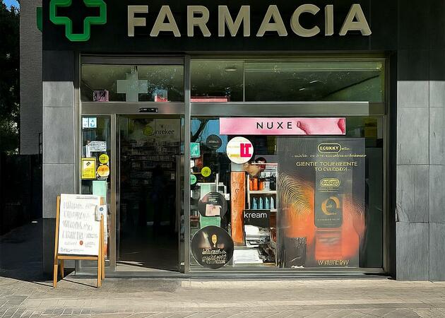 Galería de imágenes Farmacia las Palmas13 1