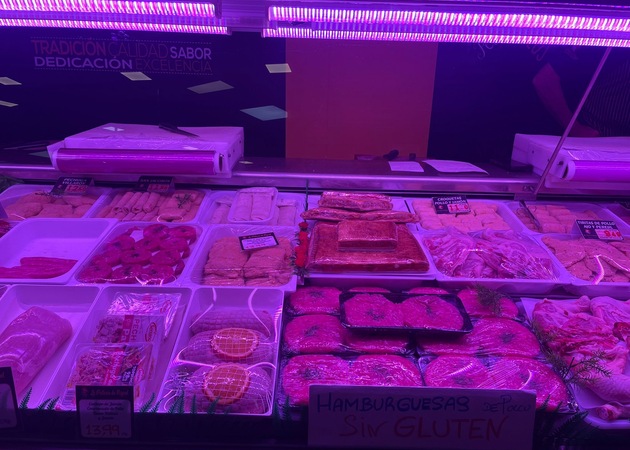 Image gallery MIGUEL LÓPEZ CHICKEN SHOP 1
