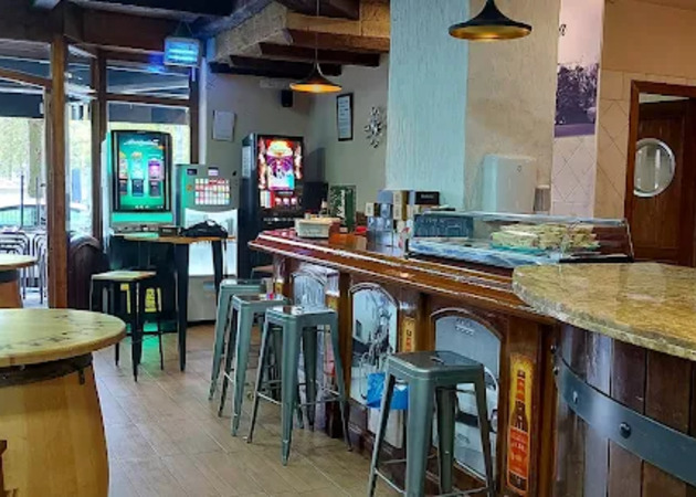 Galería de imágenes BAR CAFETERÍA CASA BLANCA 1