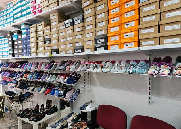 Galería de imágenes CALZADOS LOS TOBEROS 1