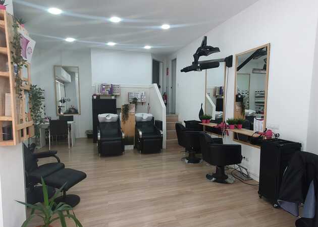 Galería de imágenes PELUQUERÍA Y ESTÉTICA CREACIONES EMILIA 1