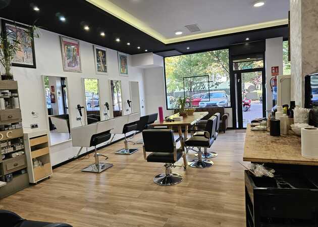 Galería de imágenes MAHCLAU PELUQUEROS 1