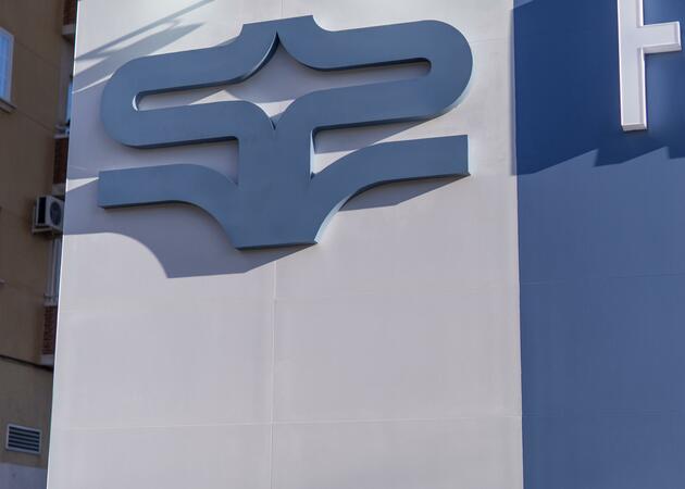 Galería de imágenes FARMACIA PARQUE LIANA 3