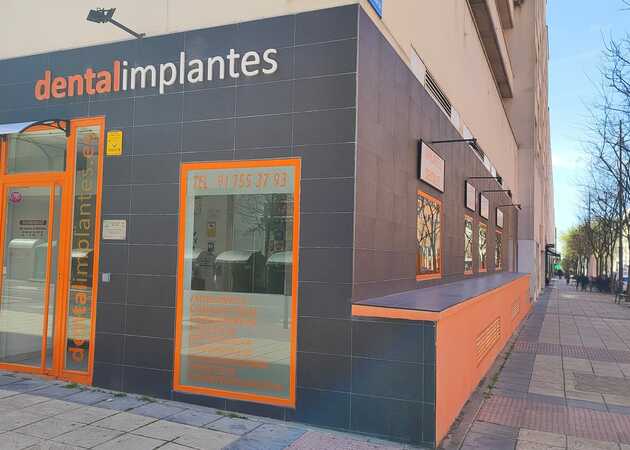 Galería de imágenes Clinica dentalimplantes 1