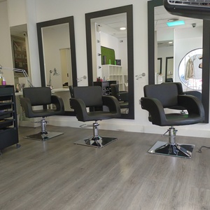 Thumbnail Crystal nails