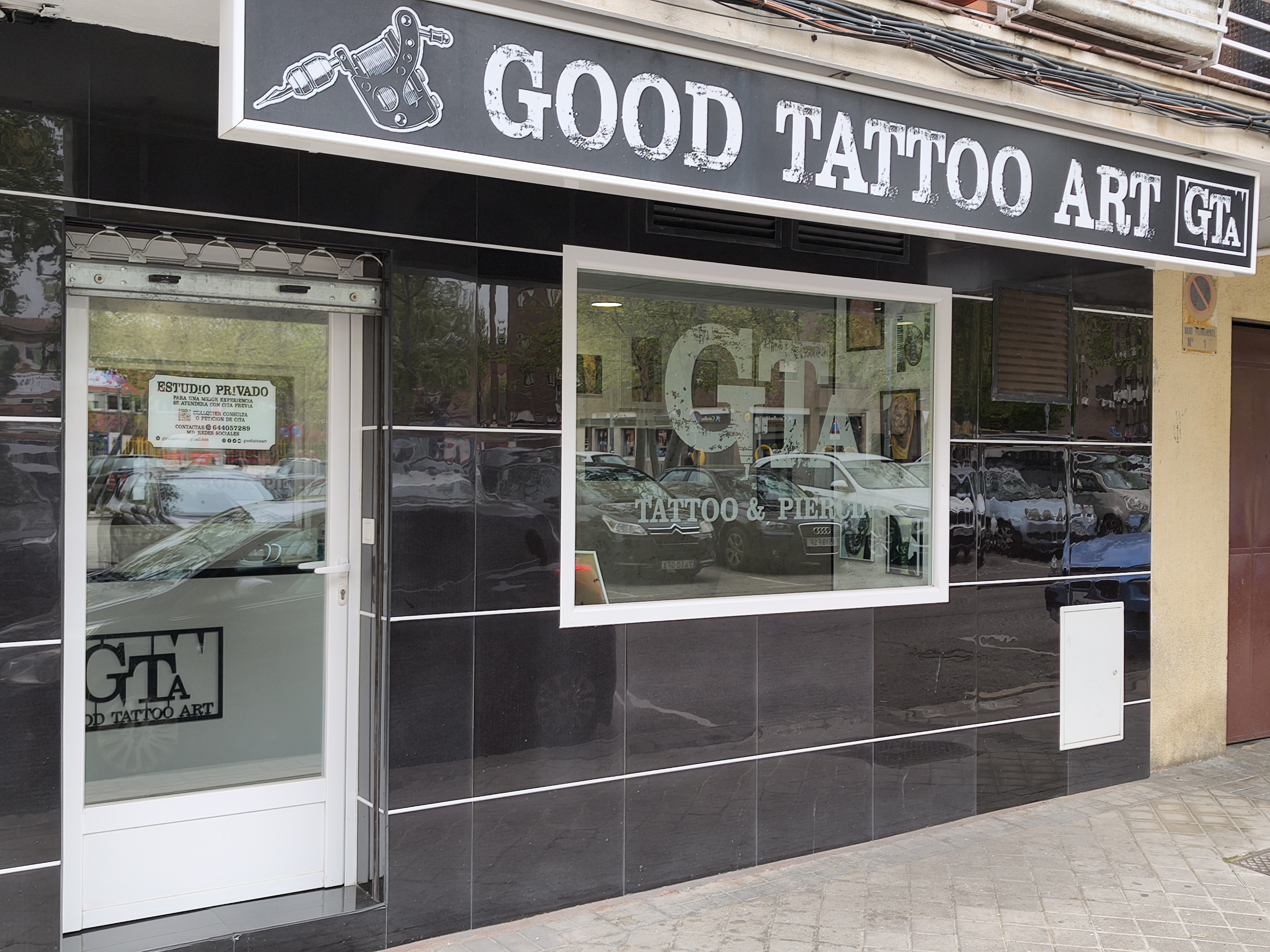 Thumbnail GOOD TATTOO ART