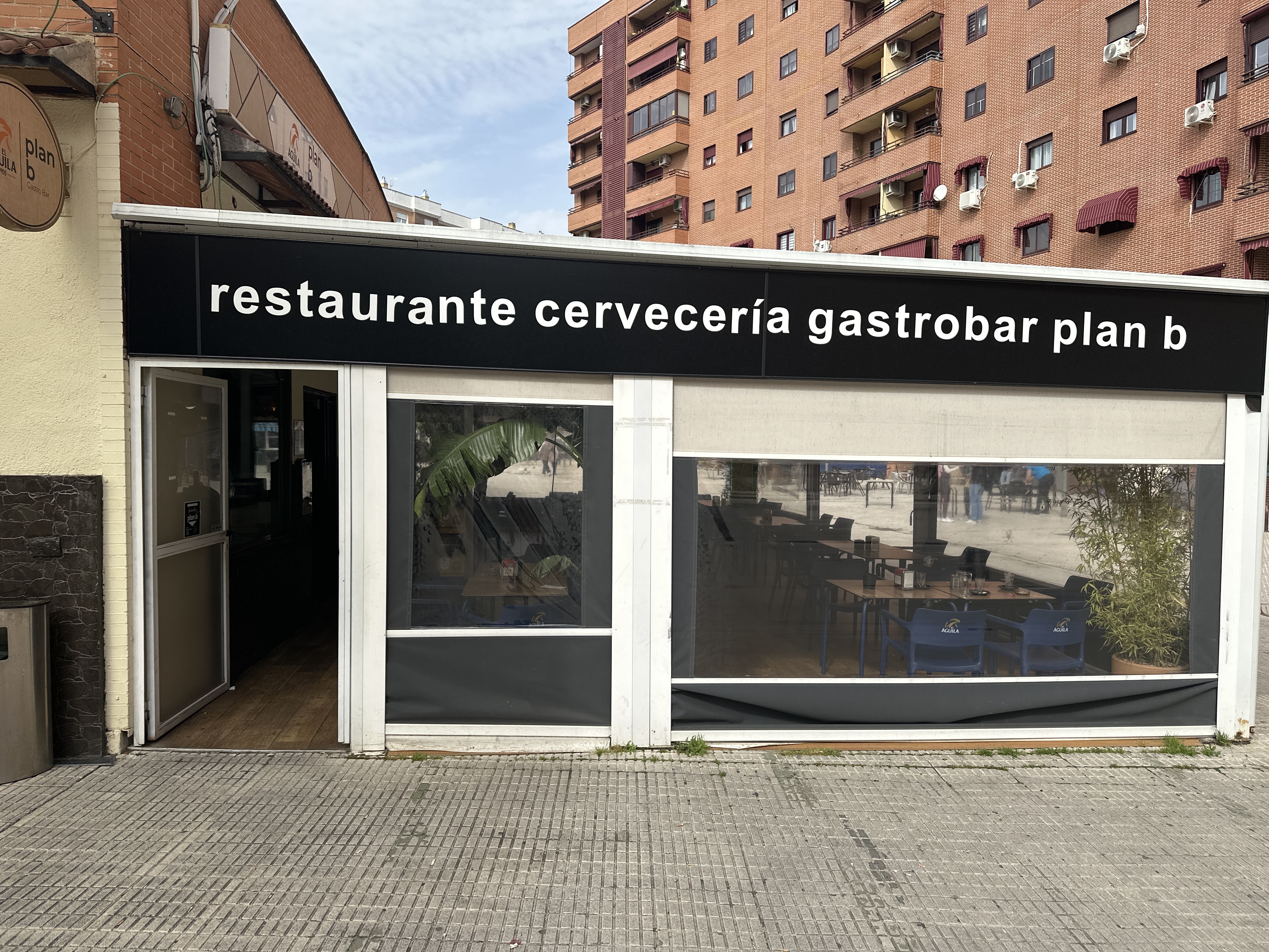 Foto de portada PLAN B