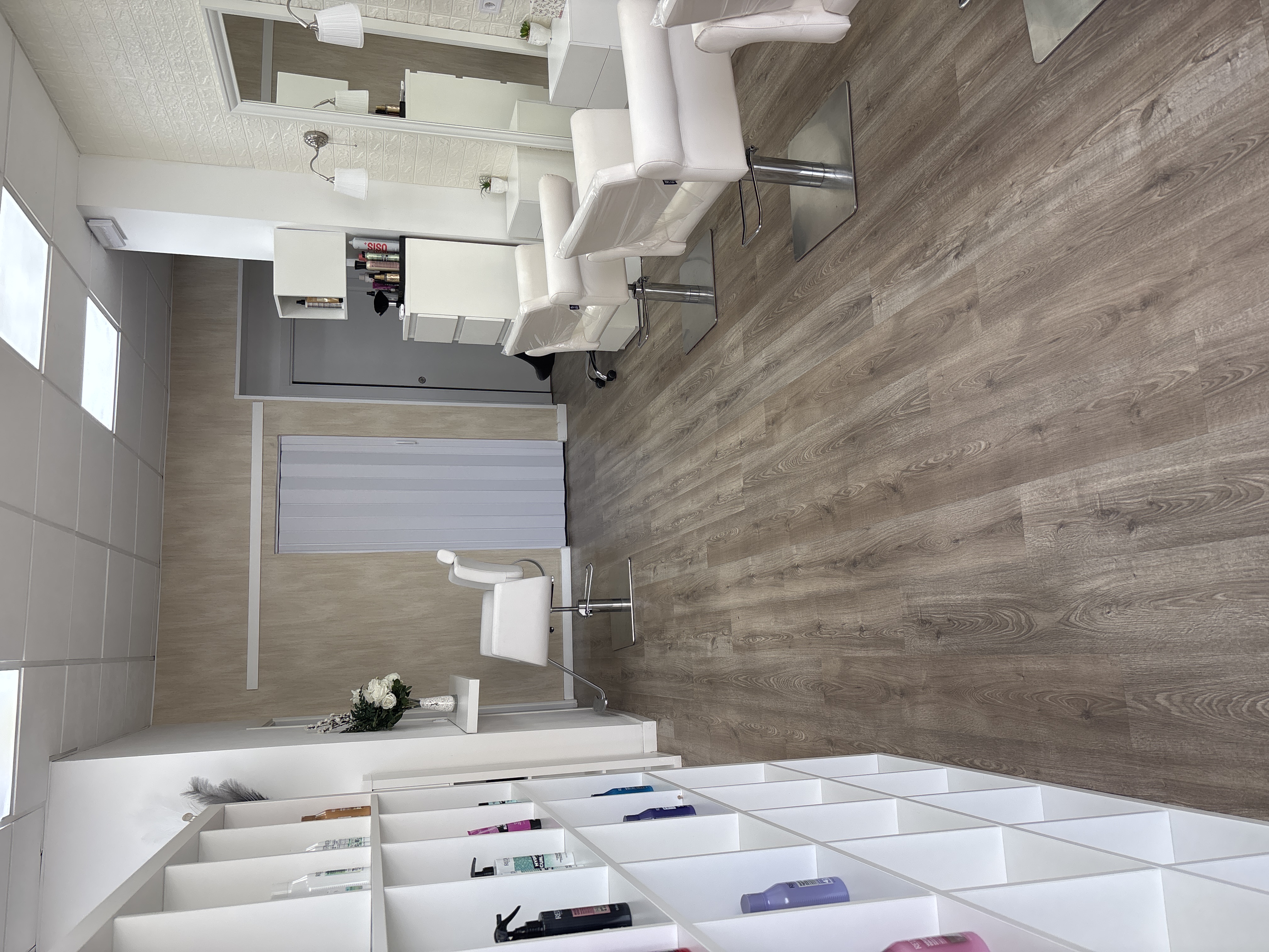 Thumbnail Miza Hair Salon