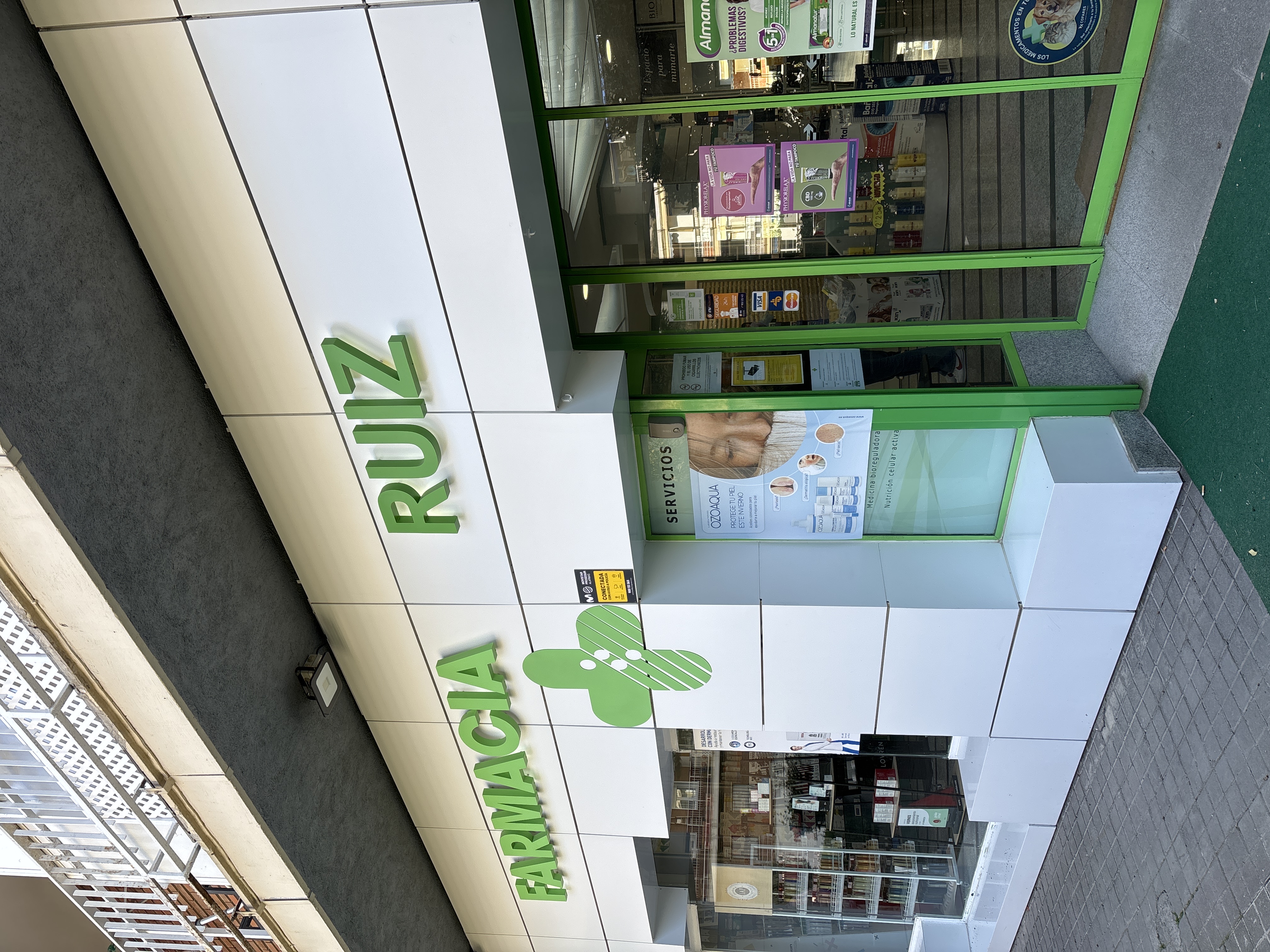 Foto de portada FARMACIA MARÍA RUIZ PIÑERO