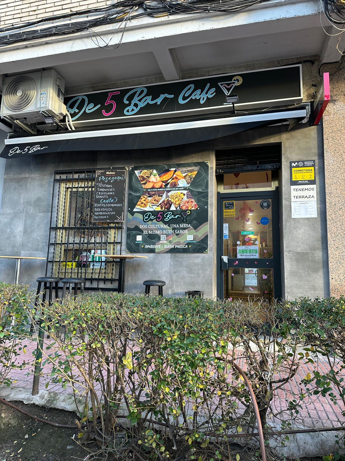Foto de portada De 5 Bar cafeteria