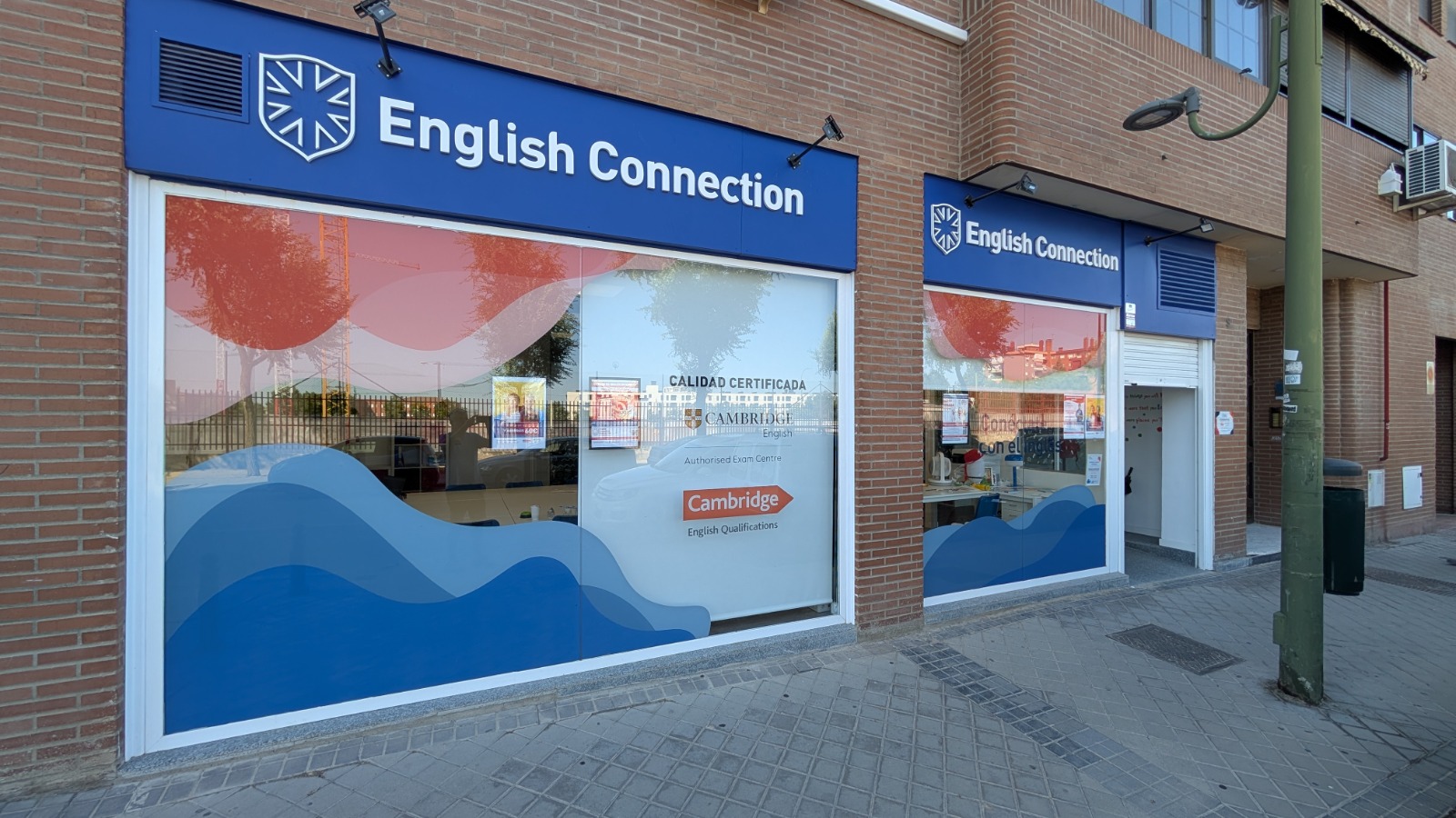 Thumbnail ENGLISH CONNECTION MÓSTOLES PAU