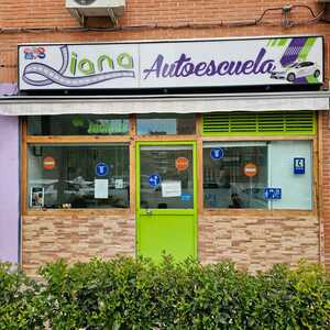 Foto de portada AUTOESCUELA LIANA
