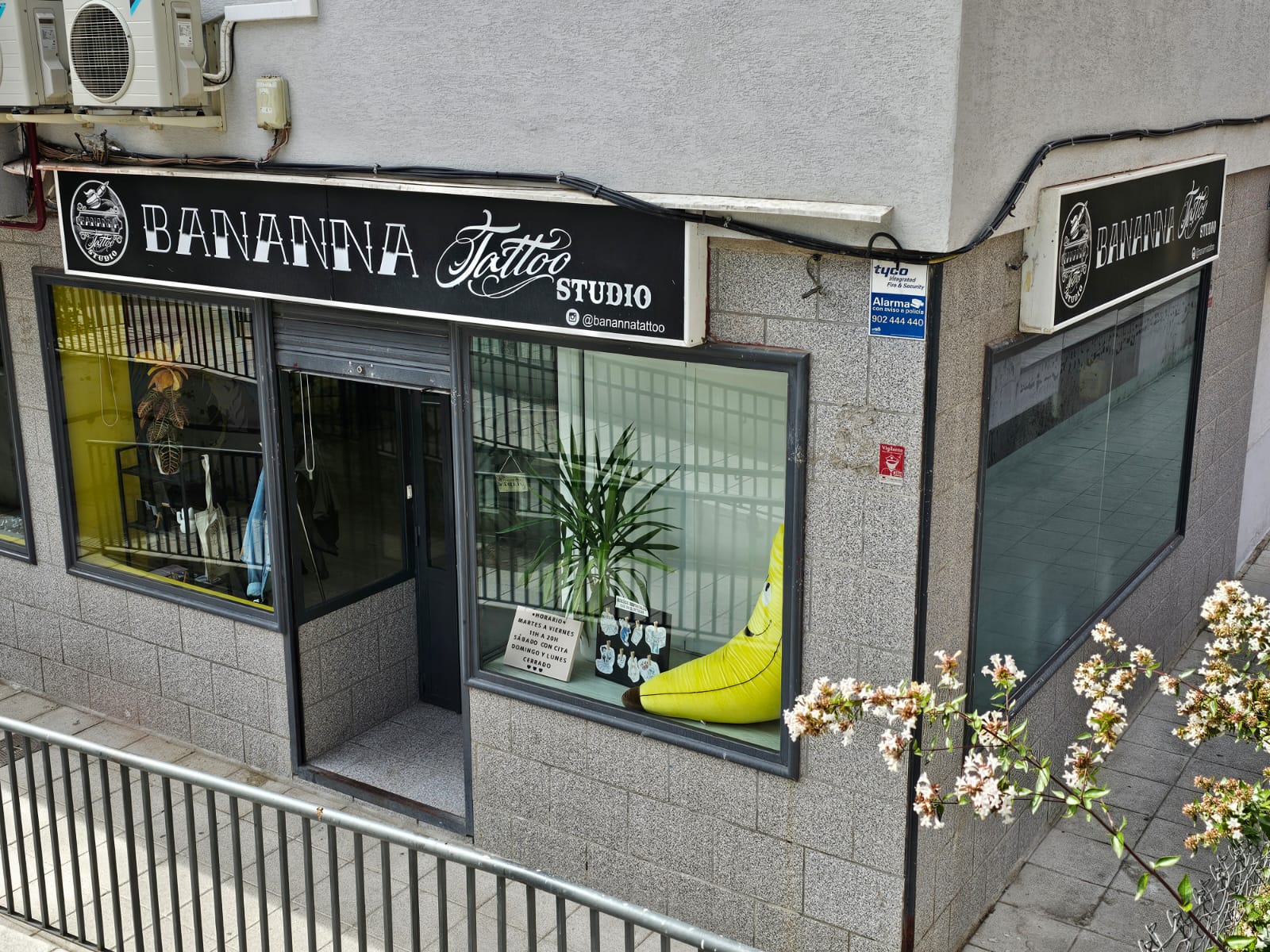 Foto de portada BANANNA TATTOO