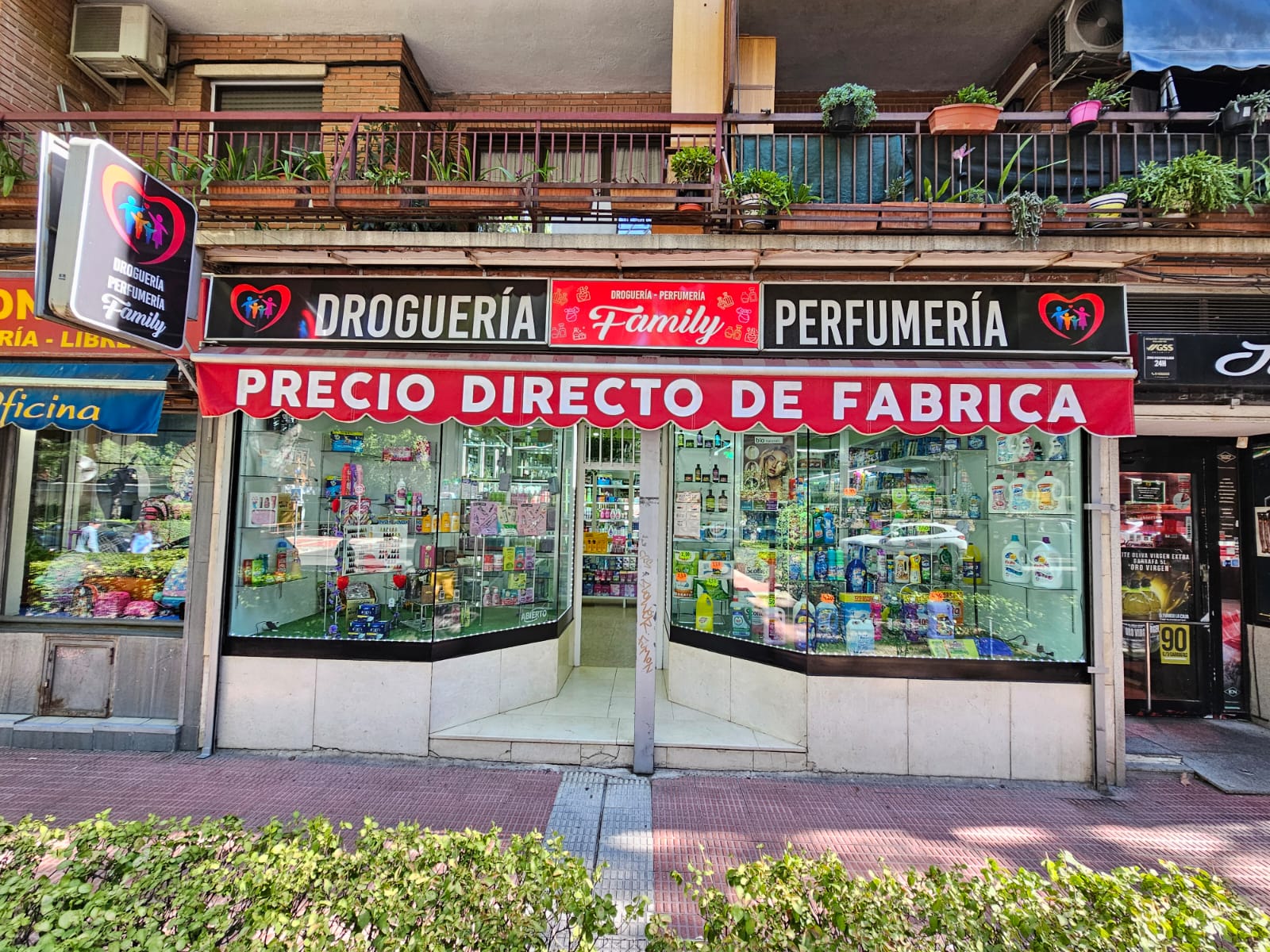 Foto de portada DROGUERÍA PERFUMERÍA FAMILY