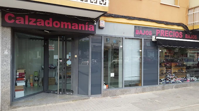 Foto de portada CALZADOMANÍA PASEO ARROLLOMOLINOS