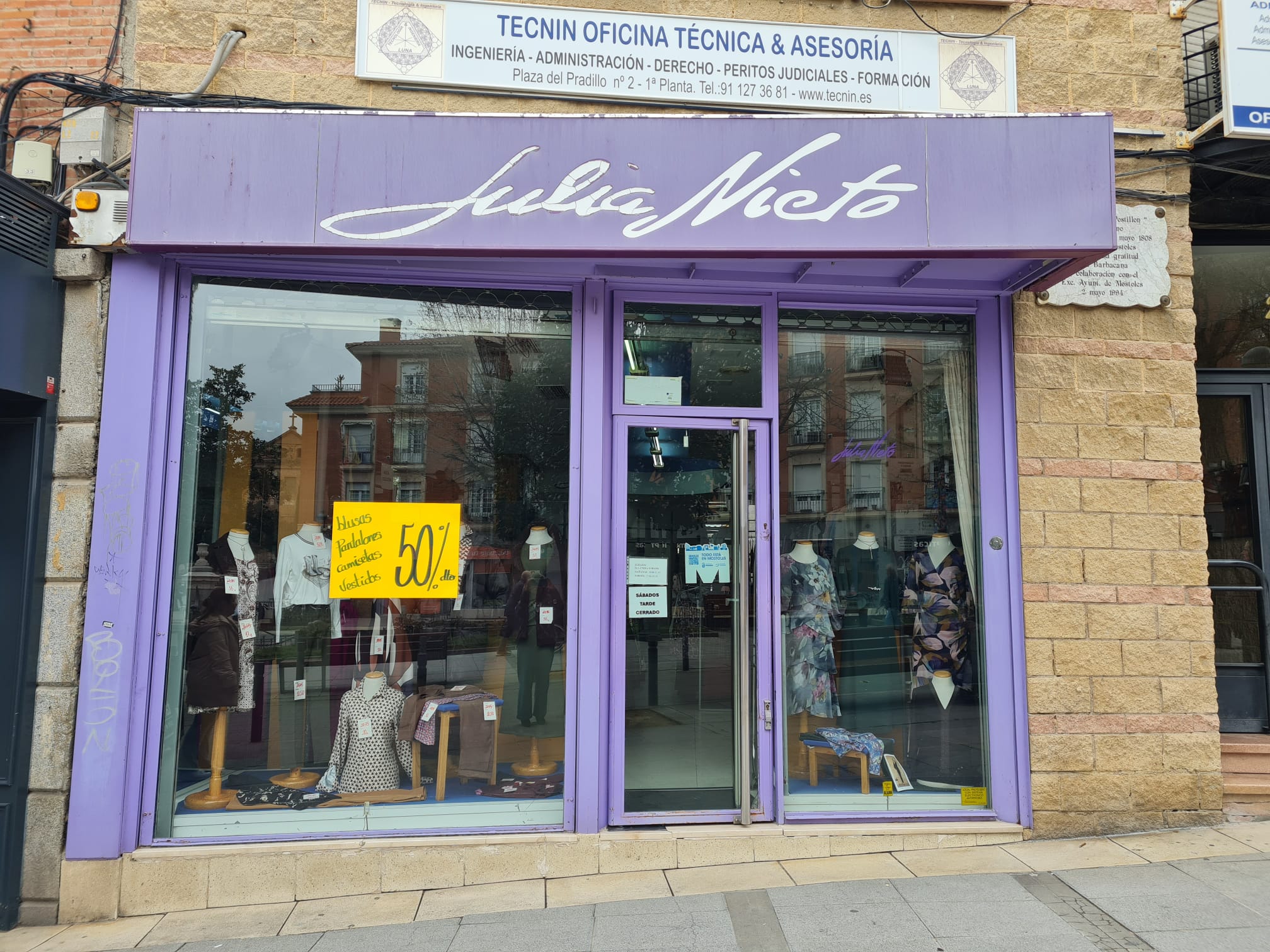 Thumbnail JULIA NIETO