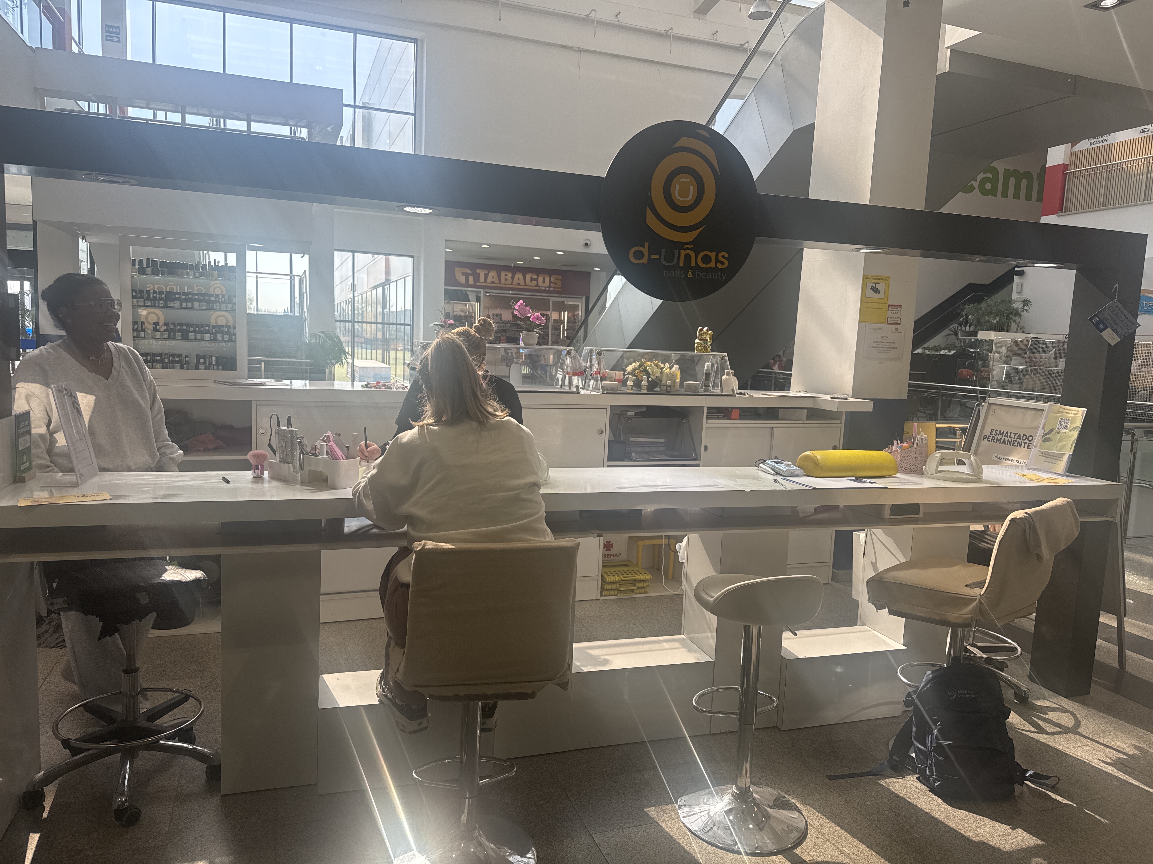 Foto de portada D uñas Mostoles