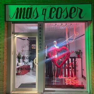 Foto de portada Más q coser