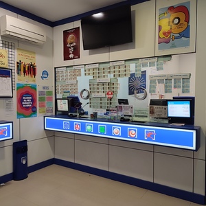 Thumbnail State Lottery and Betting Administration No. 22 of Móstoles "La Loca Suerte - Los Rosales"